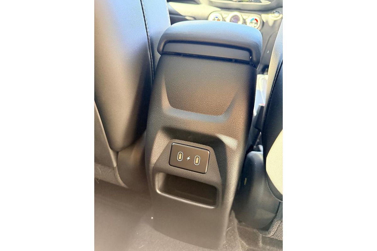 2024 Hyundai Venue Elite QX.V5