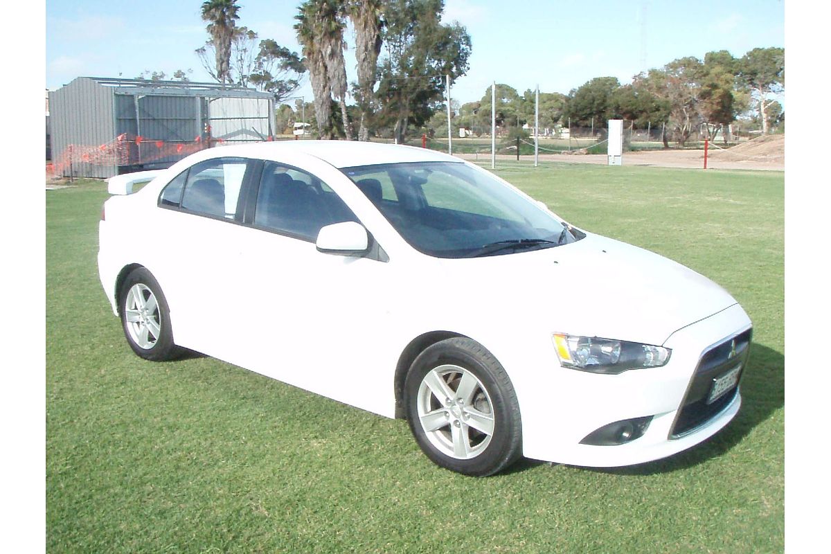 2013 Mitsubishi Lancer ES CJ
