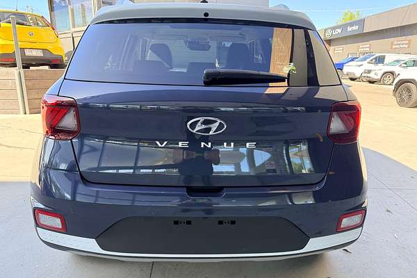 2024 Hyundai VENUE ELITE (BLACK) TWO-TONE ROOF QX.V5 MY24