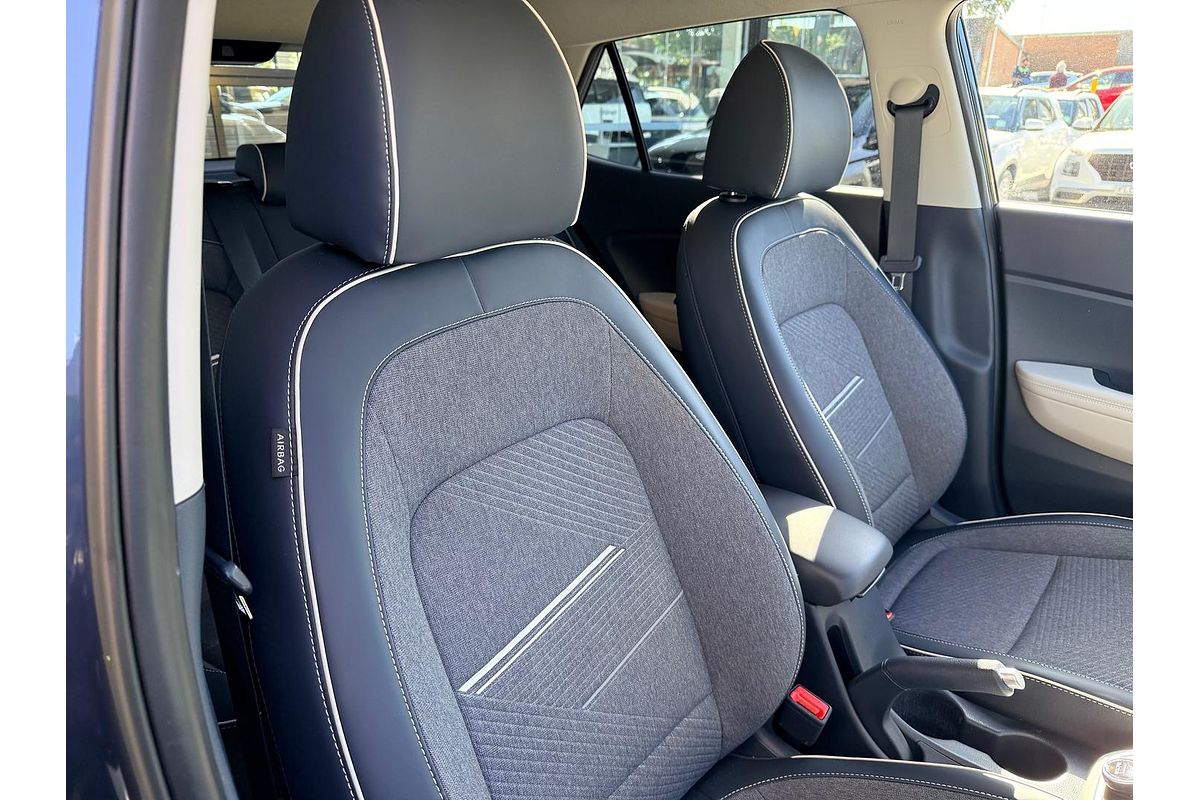 2024 Hyundai VENUE ELITE (BLACK) TWO-TONE ROOF QX.V5 MY24