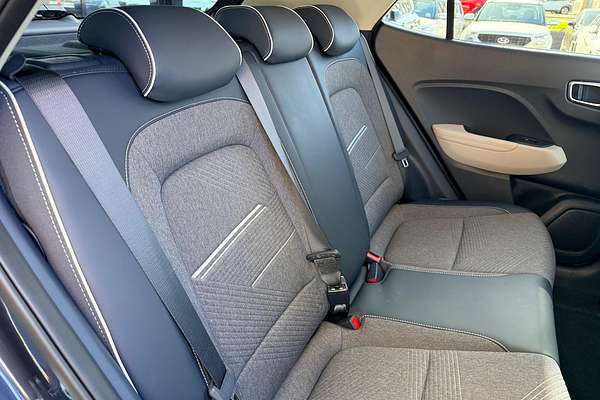 2024 Hyundai VENUE ELITE (BLACK) TWO-TONE ROOF QX.V5 MY24