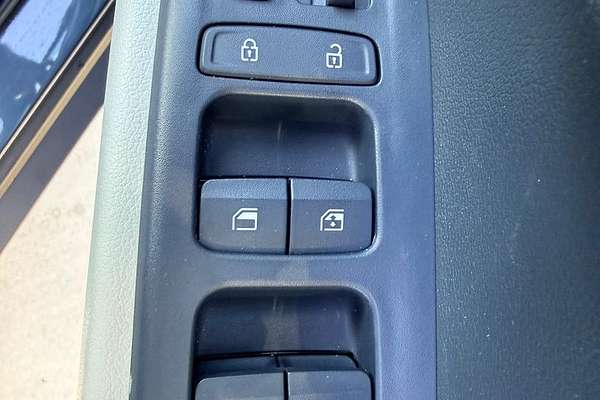 2024 Hyundai VENUE ELITE (BLACK) TWO-TONE ROOF QX.V5 MY24