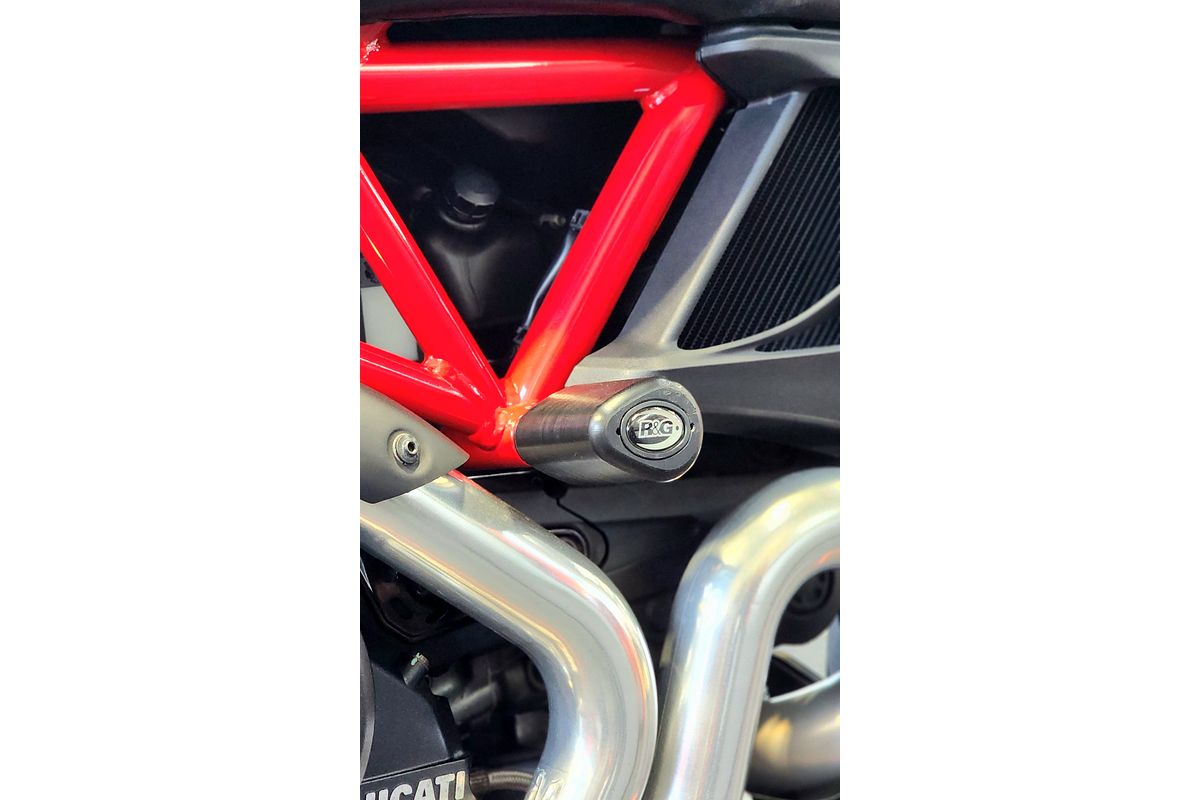 2011 Ducati Diavel CARBON