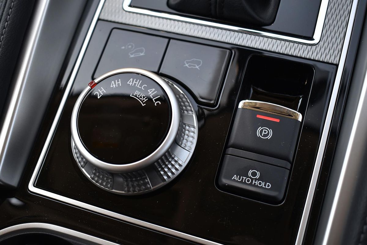 2024 Mitsubishi Pajero Sport GLX QG