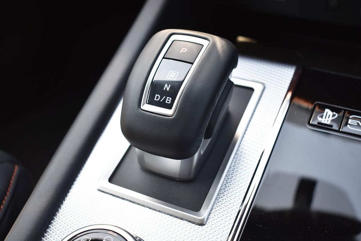 2025 Mitsubishi Outlander PHEV Exceed Tourer ZM