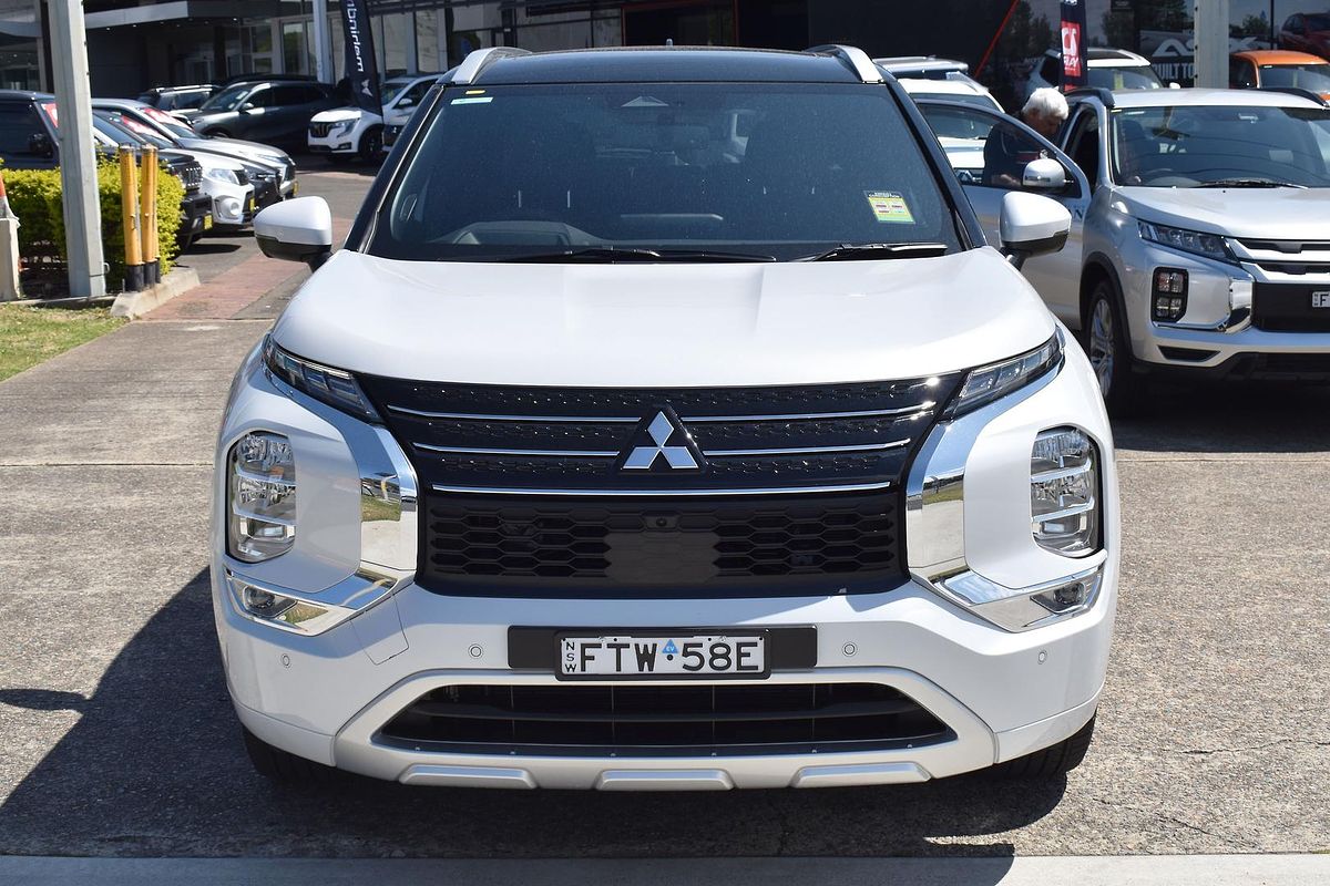 2025 Mitsubishi Outlander PHEV Exceed Tourer ZM