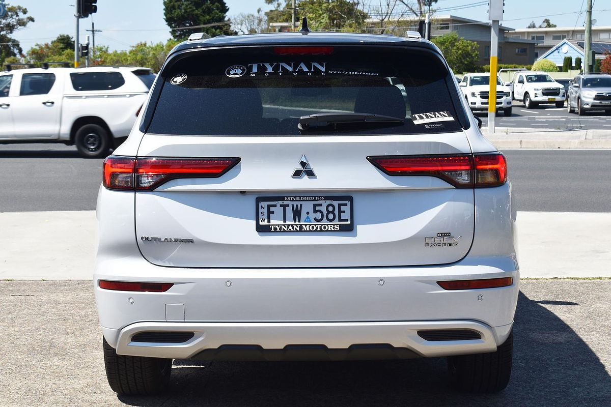 2025 Mitsubishi Outlander PHEV Exceed Tourer ZM