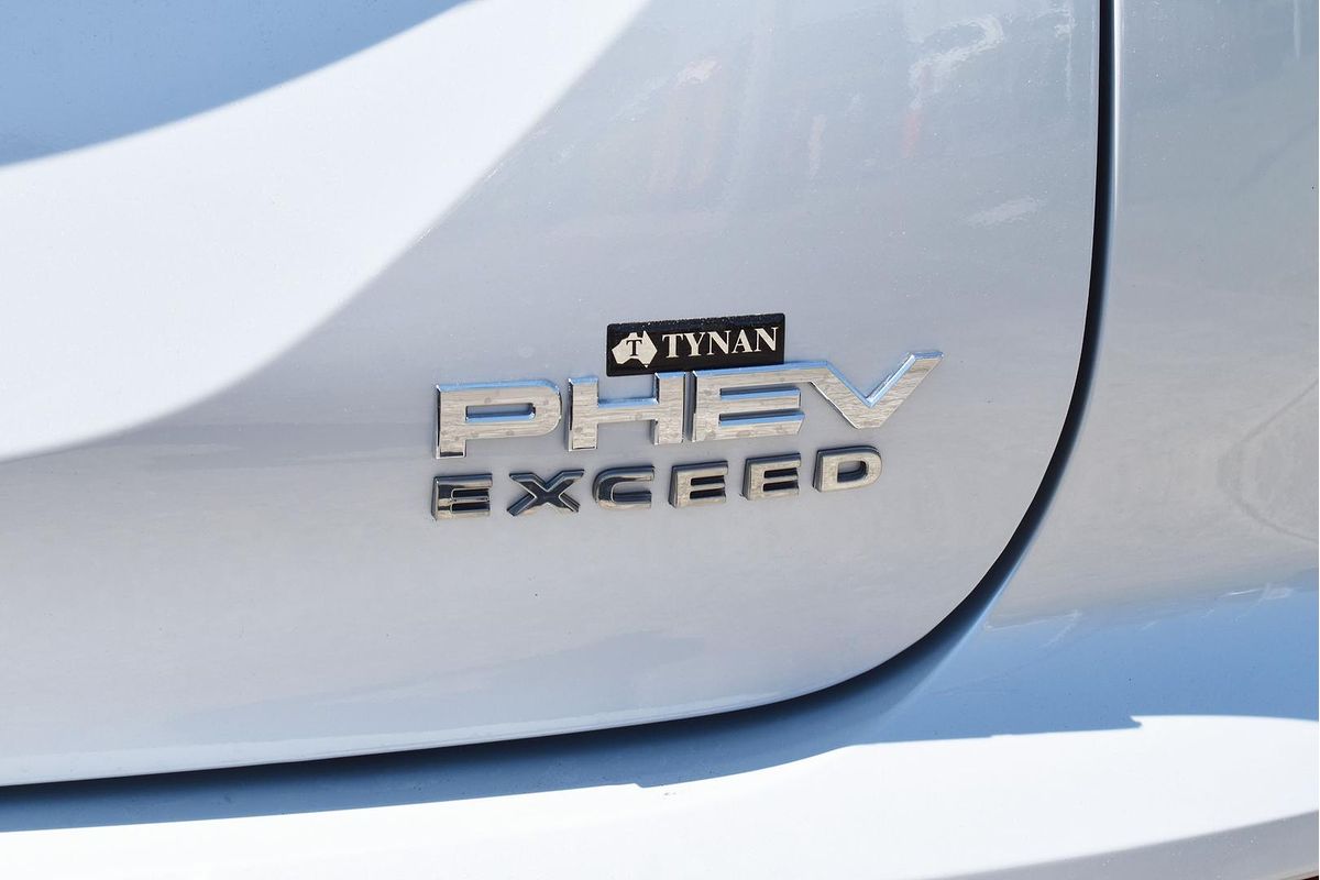2025 Mitsubishi Outlander PHEV Exceed Tourer ZM
