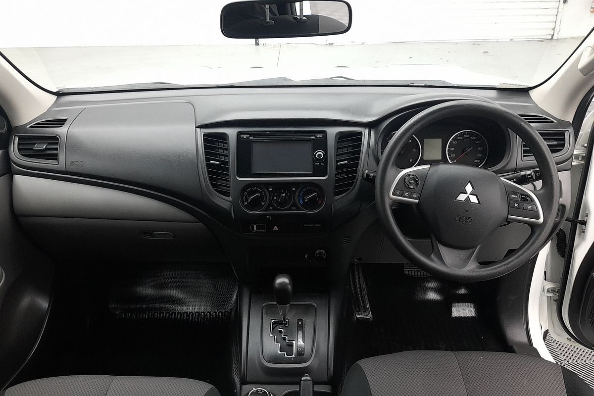 2017 Mitsubishi Triton GLX MQ 4X4
