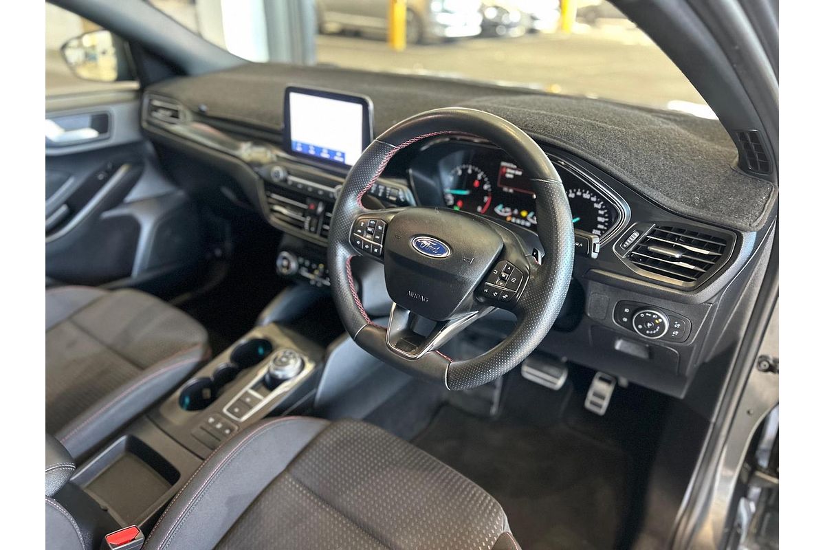 2019 Ford Focus ST-Line SA