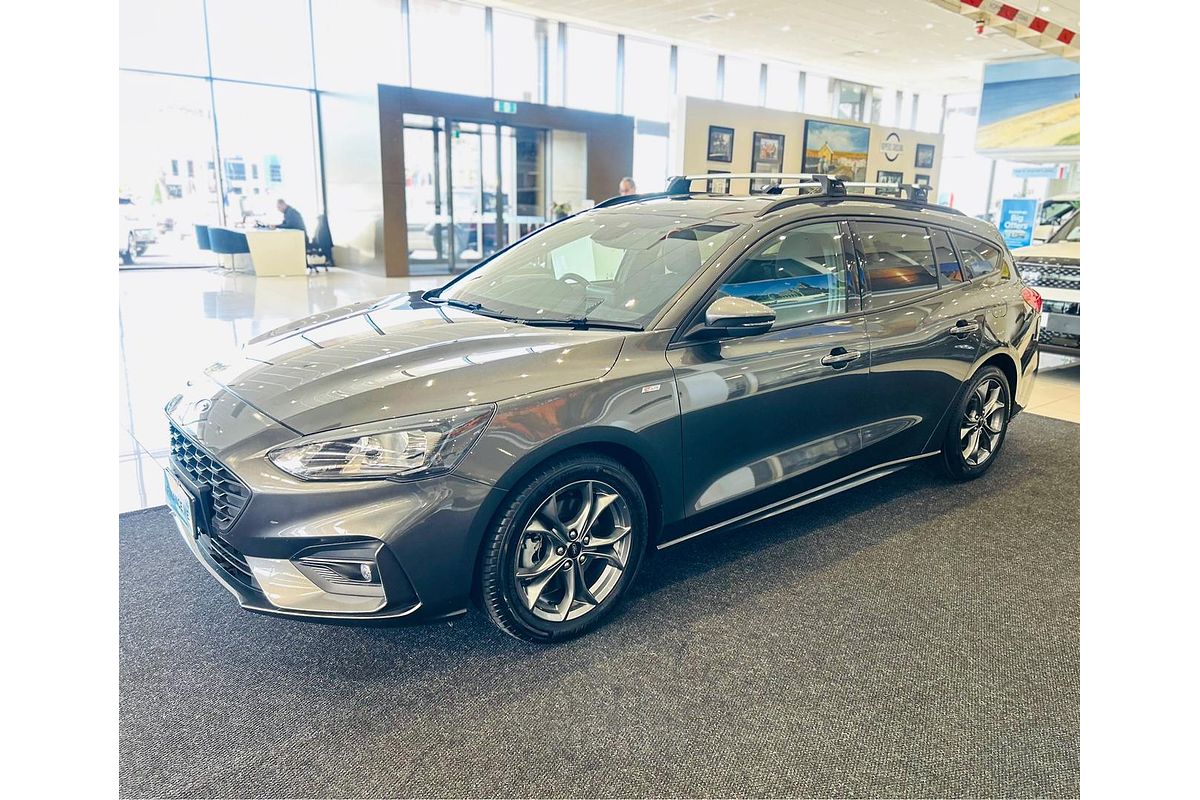 2019 Ford Focus ST-Line SA