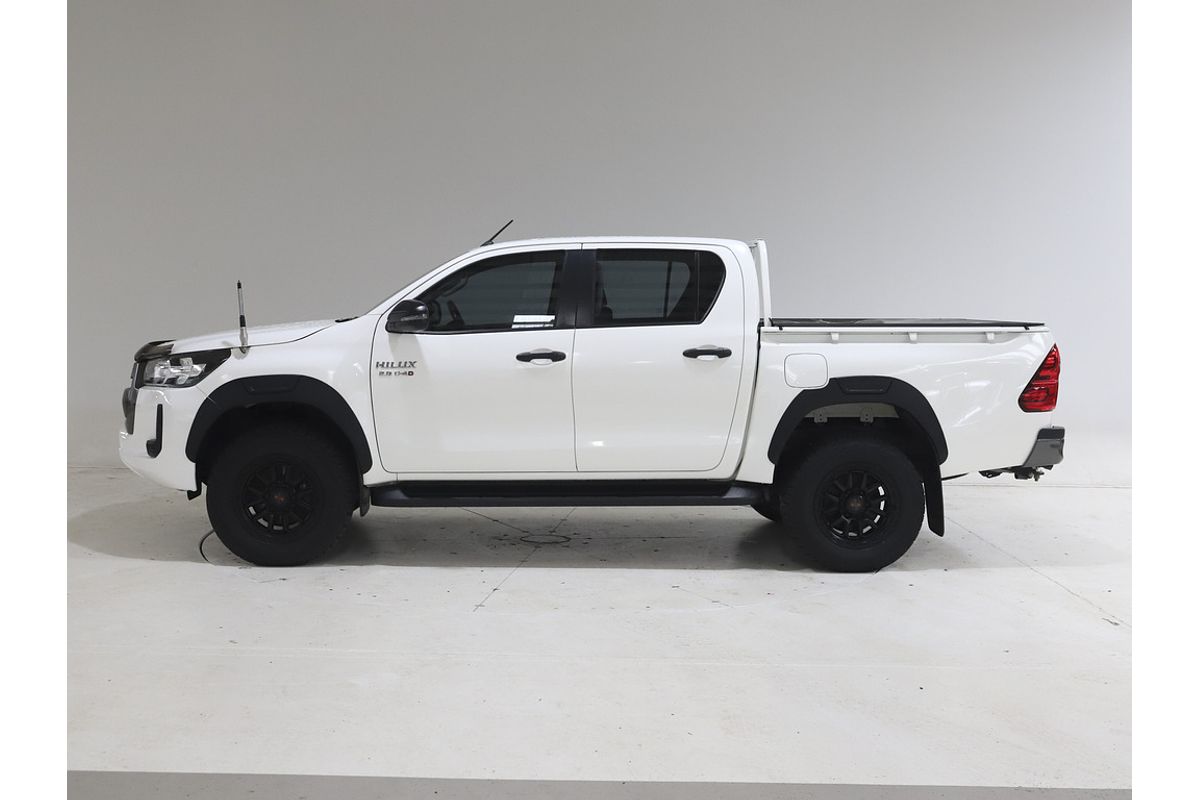 Hilux 4x4 SR 2.8L T Diesel Automatic Double Cab