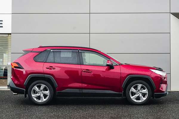 2021 Toyota RAV4 GXL MXAA52R