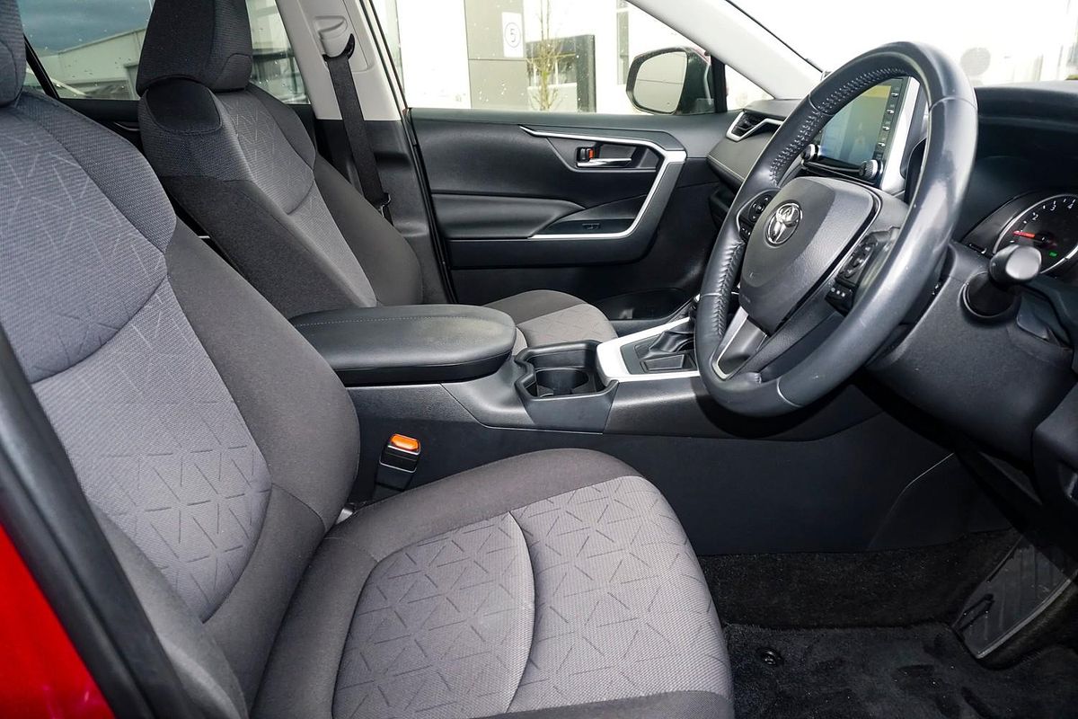 2021 Toyota RAV4 GXL MXAA52R