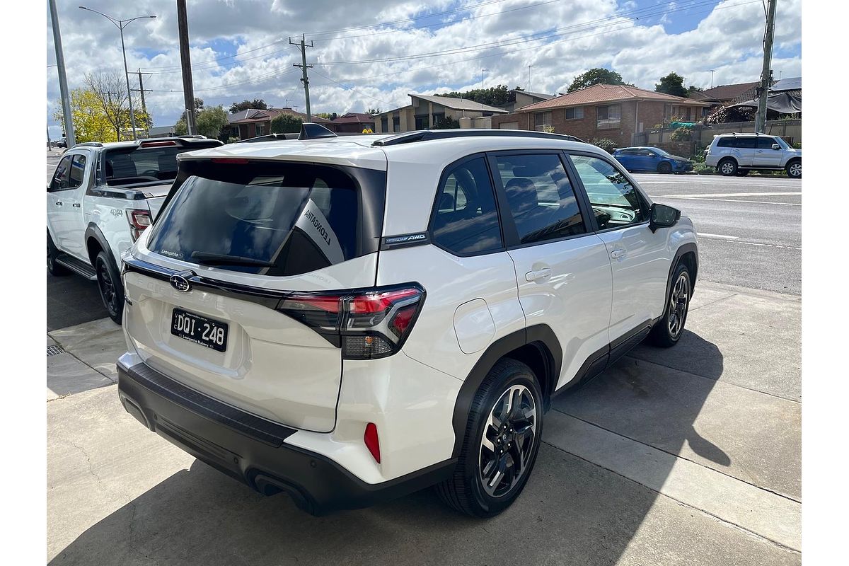2025 Subaru Forester Touring S6