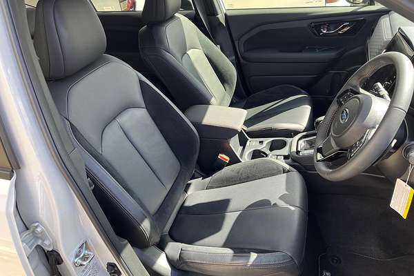 2025 Subaru Forester Touring S6