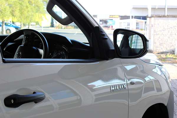 2022 Toyota Hilux Workmate TGN121R Rear Wheel Drive