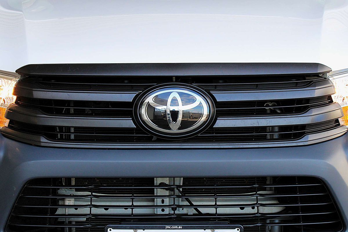 2022 Toyota Hilux Workmate TGN121R Rear Wheel Drive