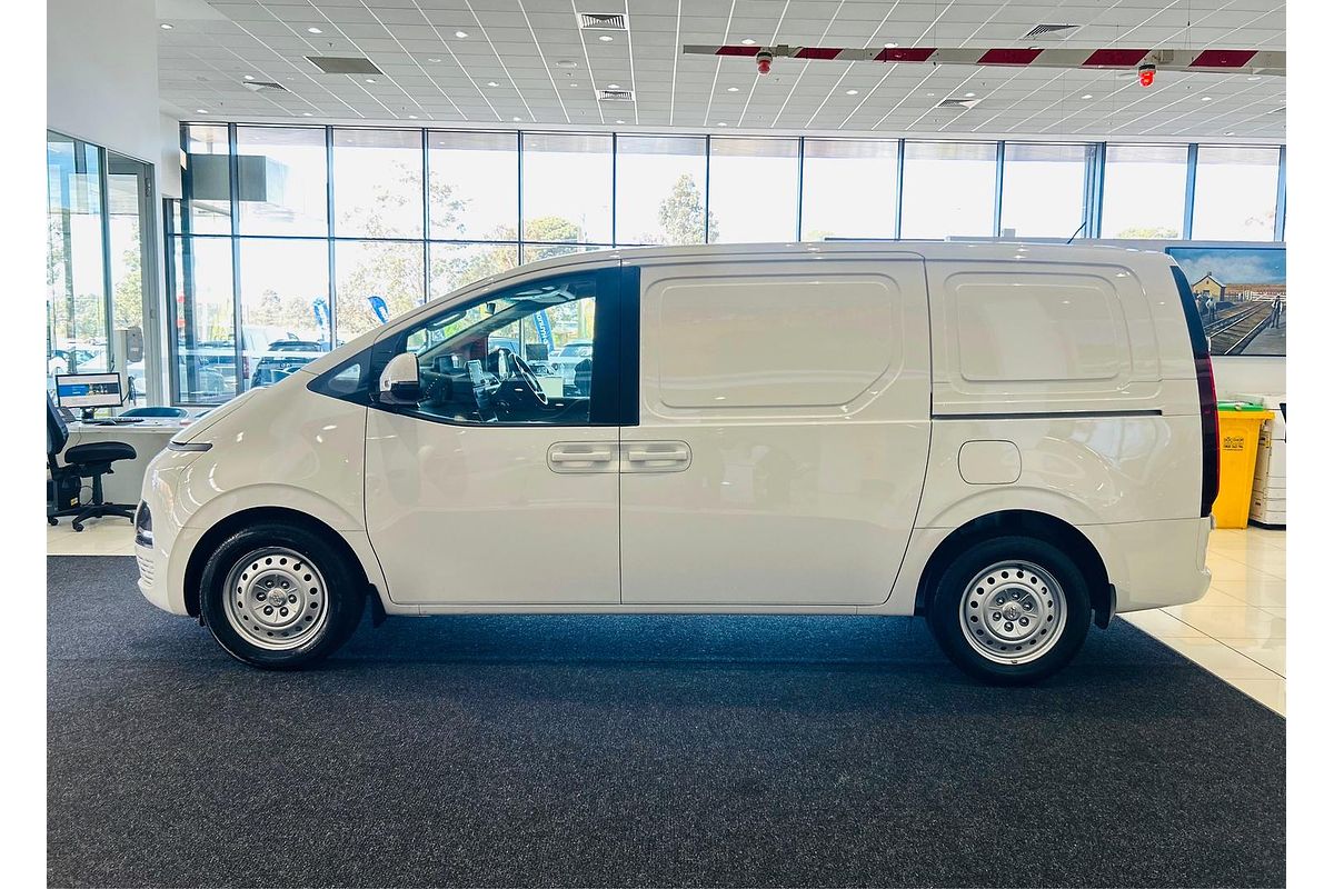 2024 Hyundai STARIA LOAD US4.V3