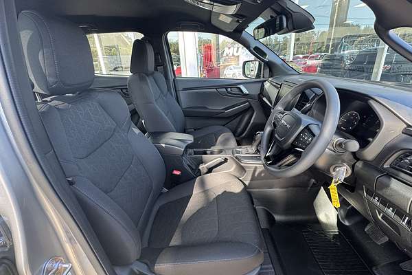 2025 Isuzu D-MAX X-RIDER 4X4