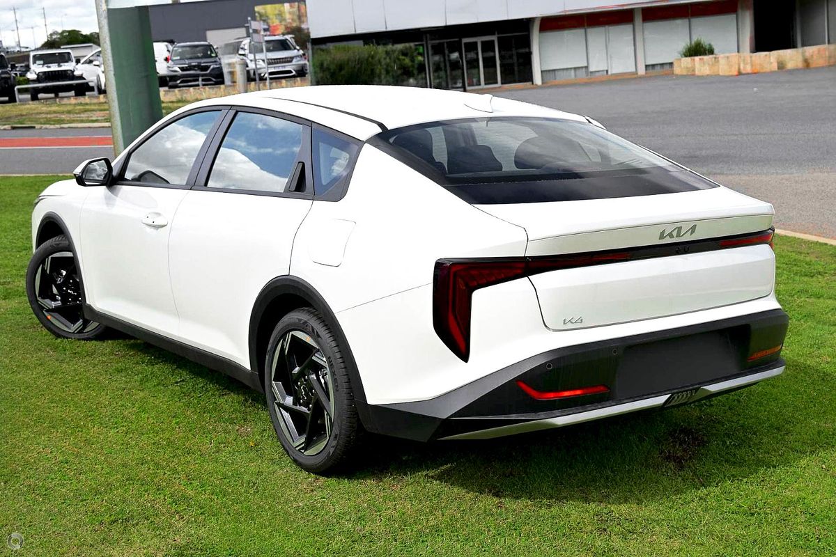 2025 Kia K4 Sport+ CL4m