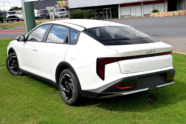 2025 Kia K4 Sport+ CL4m