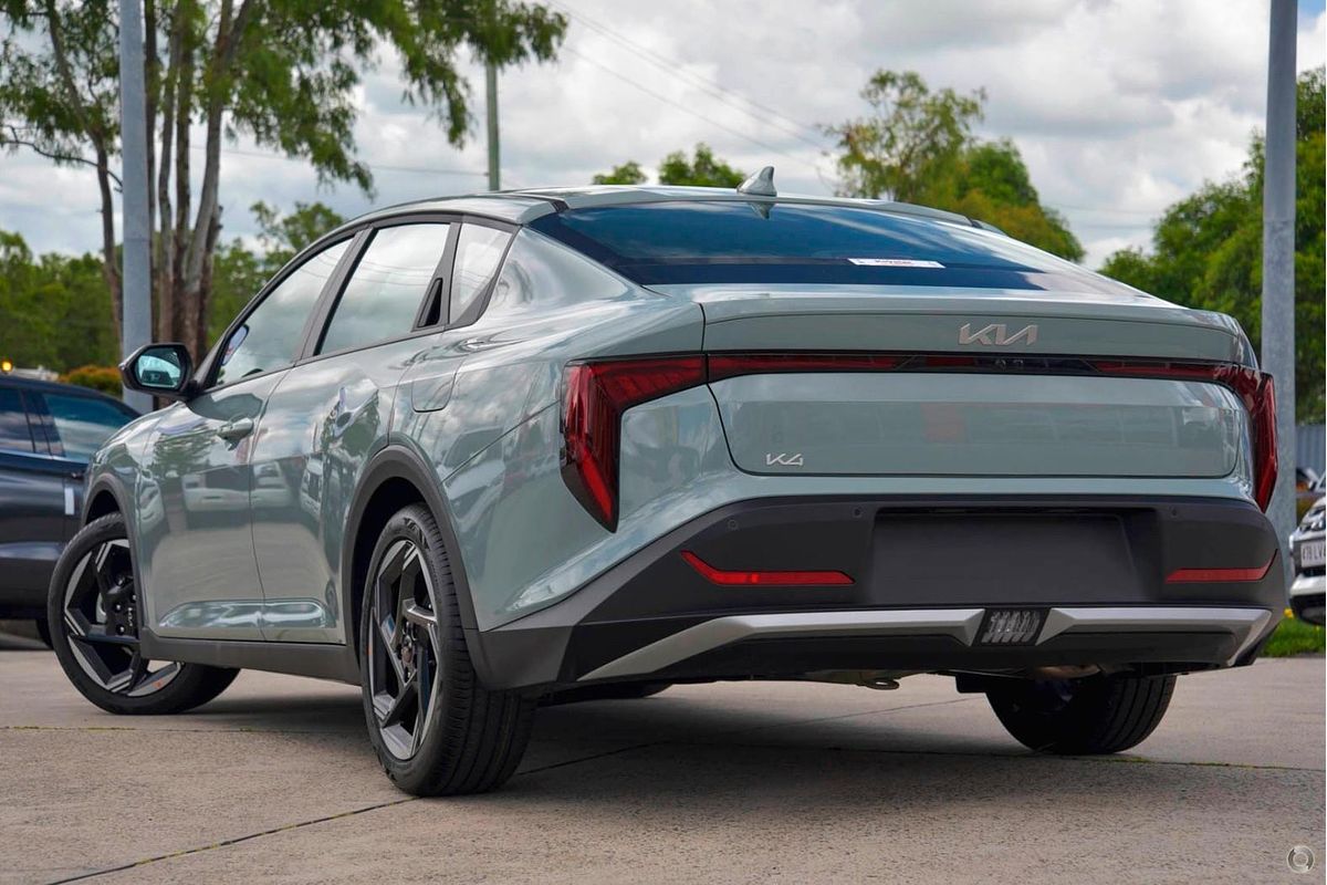 2025 Kia K4 Sport+ CL4m