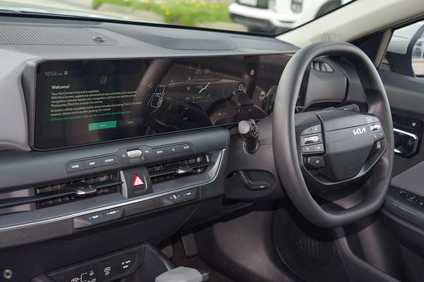 2025 Kia K4 Sport+ CL4m
