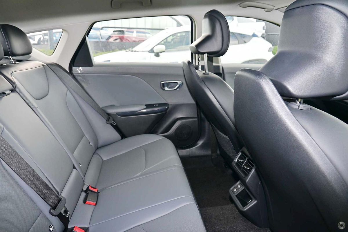 2025 Kia K4 Sport+ CL4m