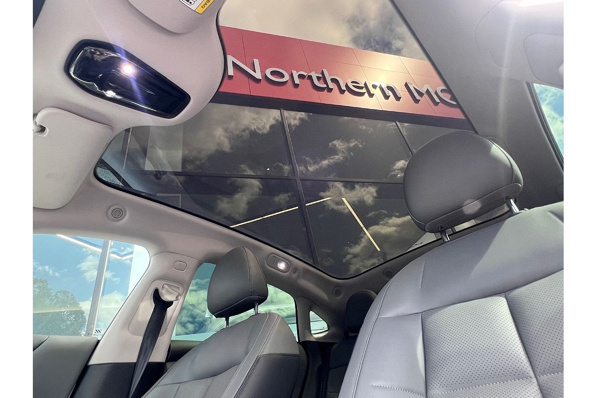 2025 MG IM5 Premium P12L