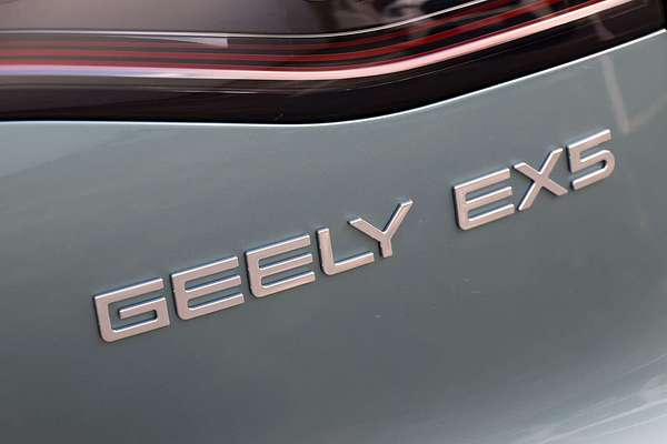 2025 Geely EX5 Inspire E245