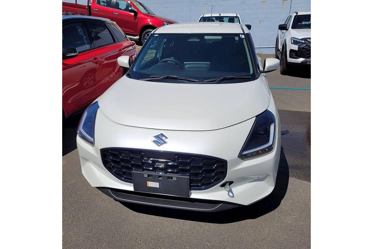 2024 Suzuki Swift Hybrid Plus UZ