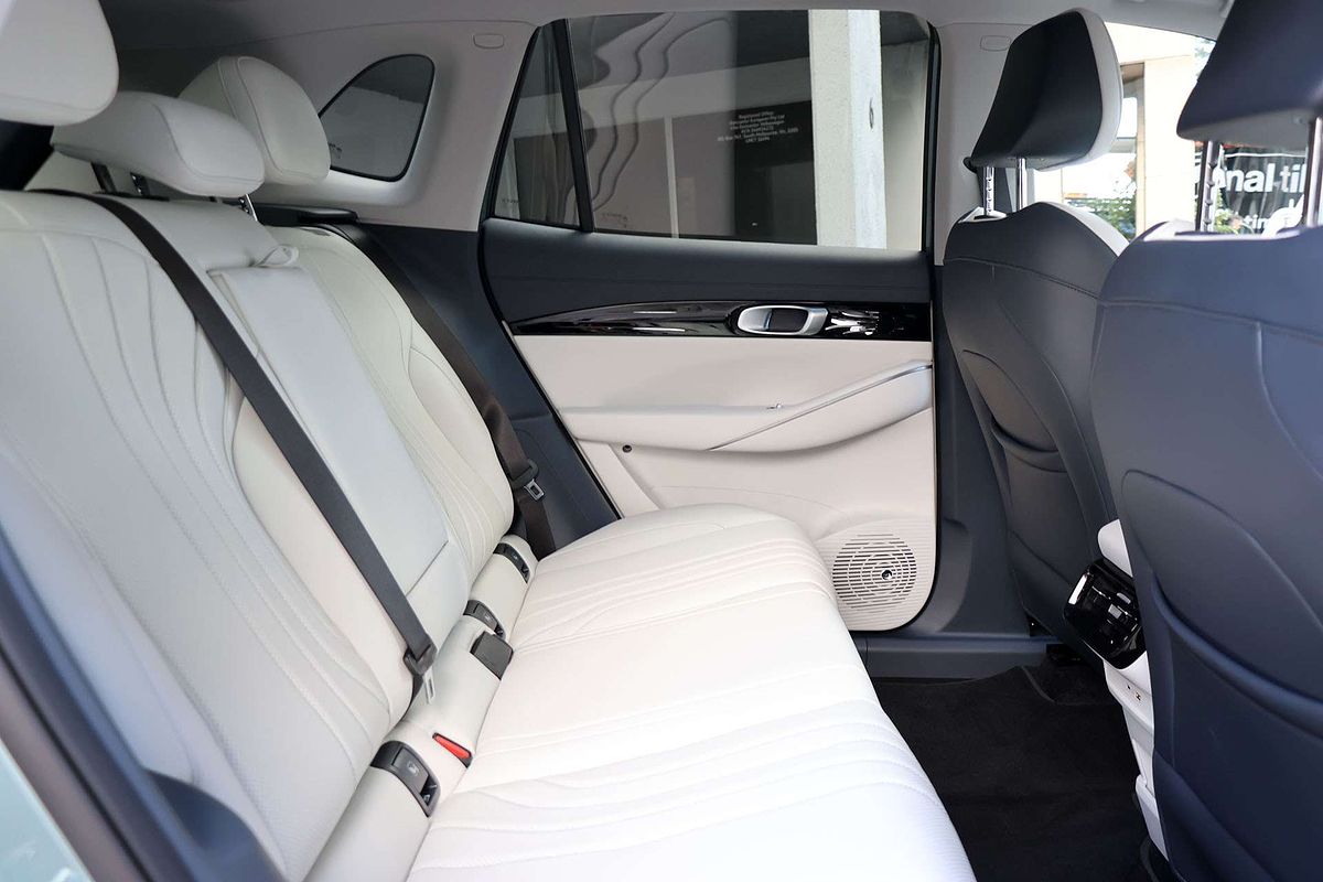 2025 Geely EX5 Inspire E245