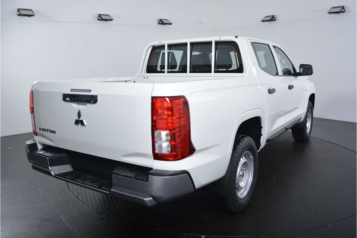 2025 Mitsubishi Triton GLX MV 4X4