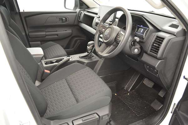 2025 Mitsubishi Triton GLX MV 4X4