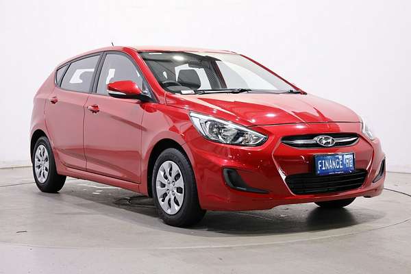 2017 Hyundai Accent Active RB4