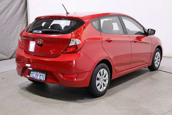 2017 Hyundai Accent Active RB4