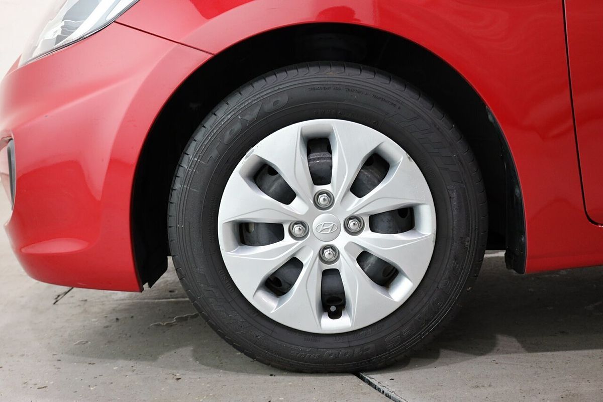 2017 Hyundai Accent Active RB4