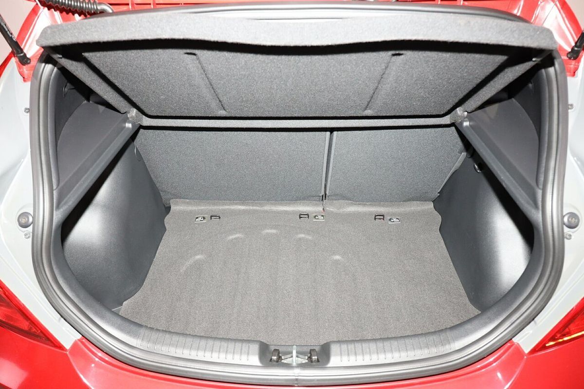 2017 Hyundai Accent Active RB4