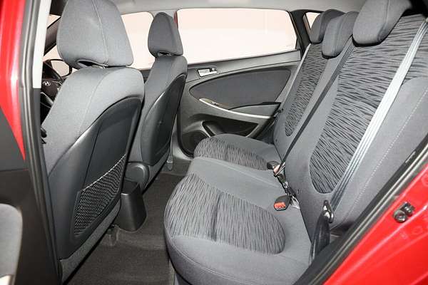 2017 Hyundai Accent Active RB4