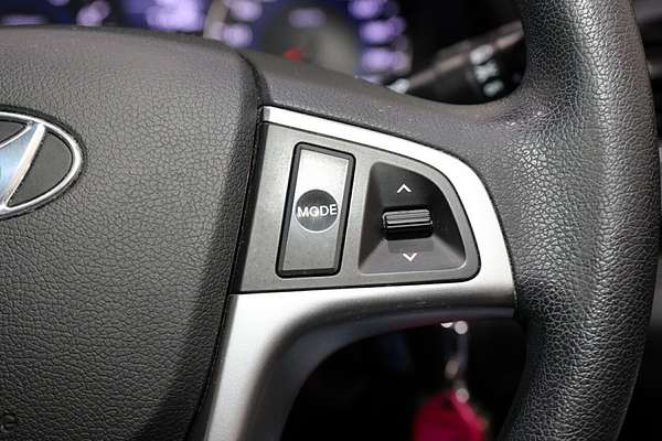 2017 Hyundai Accent Active RB4