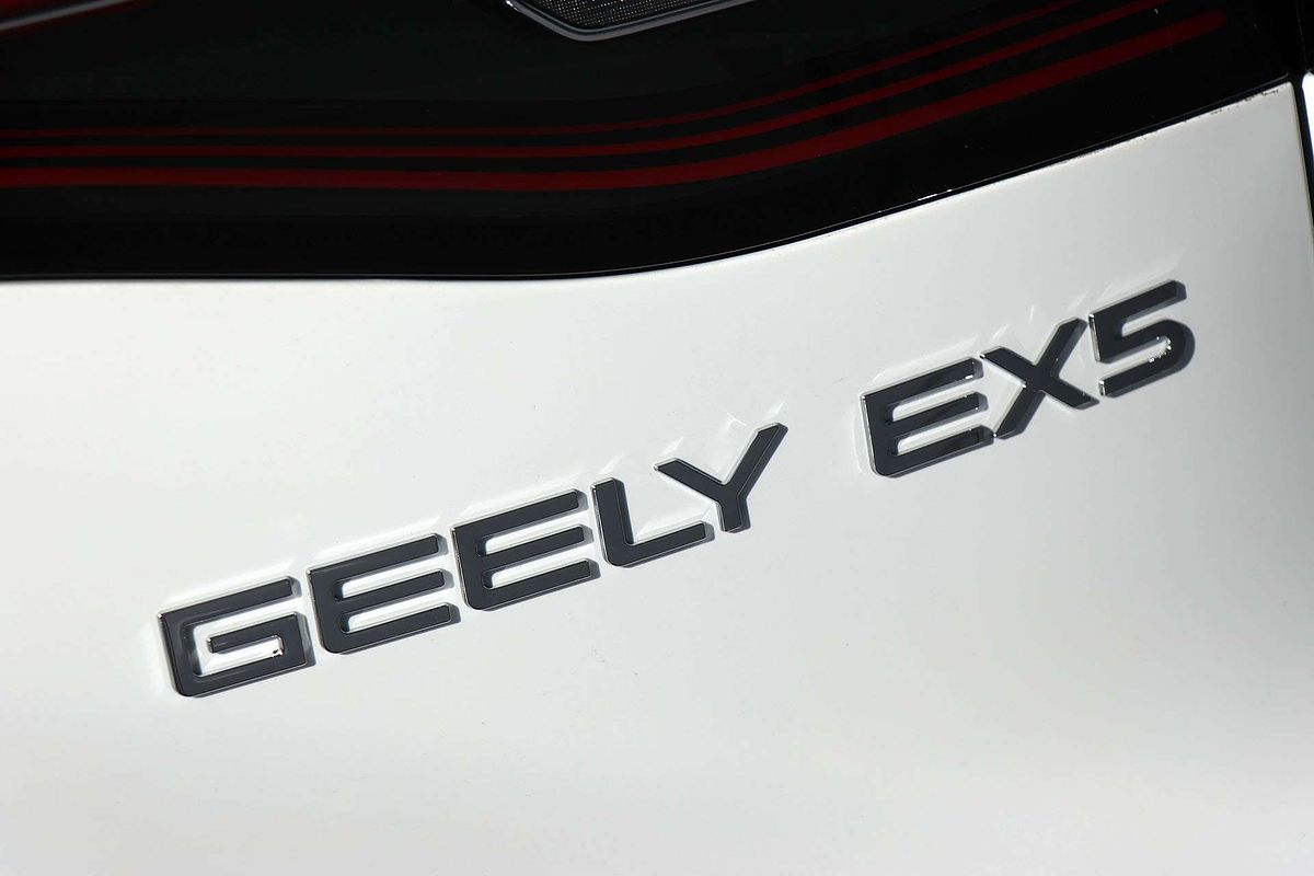 2025 Geely EX5 Inspire E245