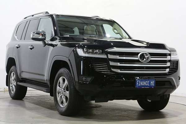 2024 Toyota Landcruiser Sahara FJA300R