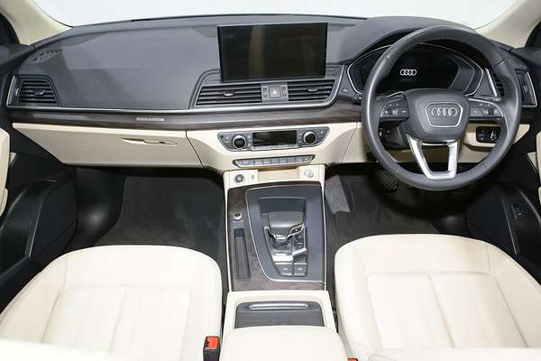 2023 Audi Q5 40 TDI Sport FY