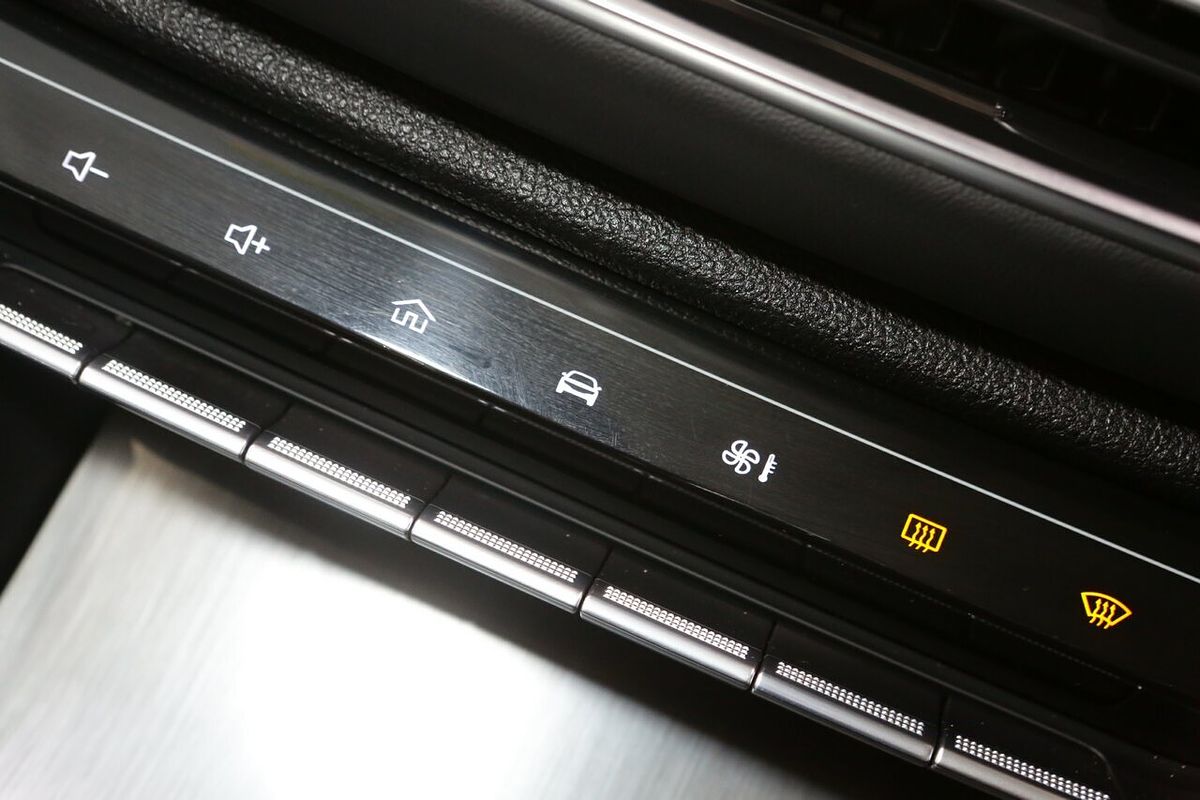 2024 MG HS Vibe AS33