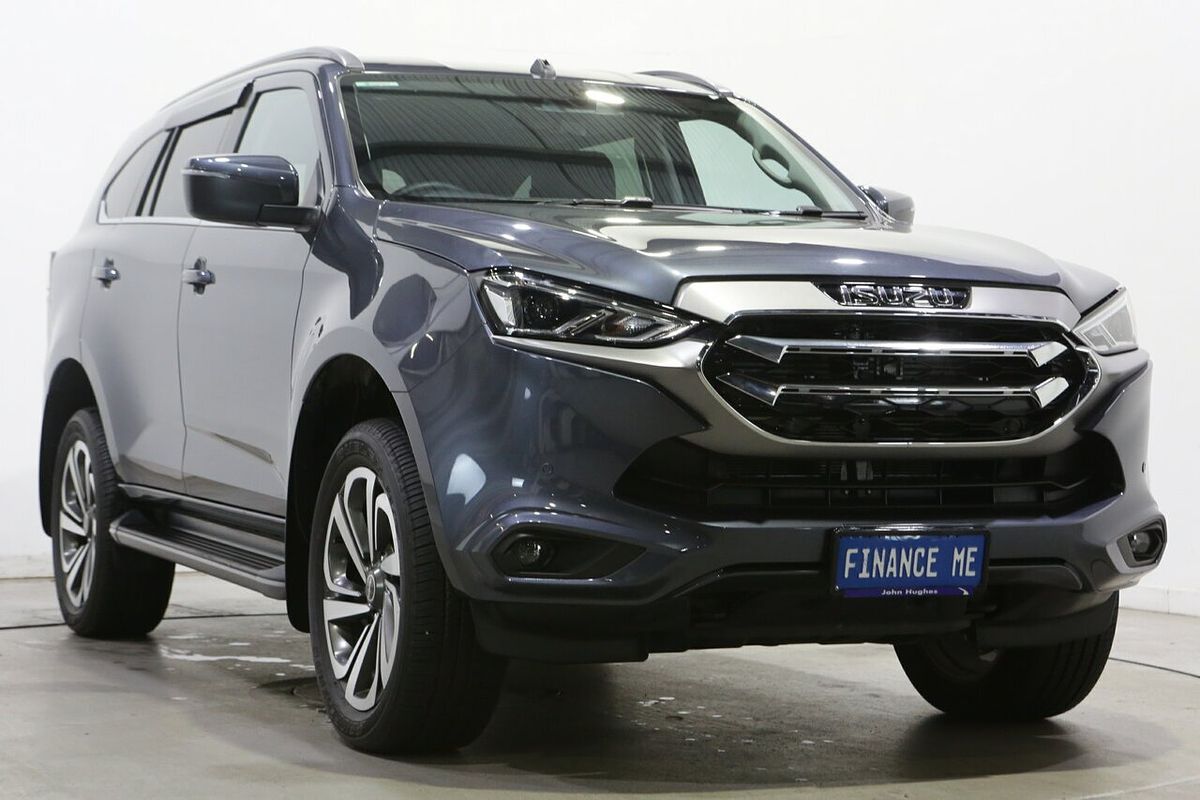 2022 Isuzu MU-X LS-T
