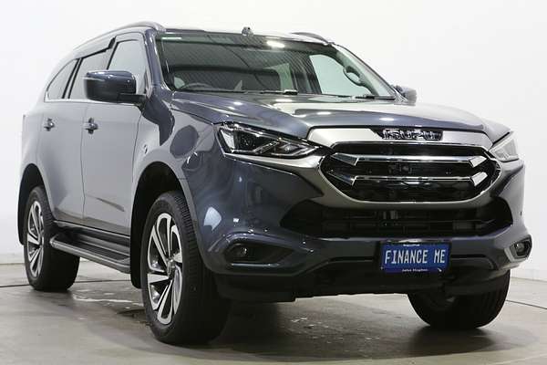 2022 Isuzu MU-X LS-T