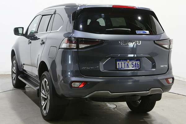 2022 Isuzu MU-X LS-T