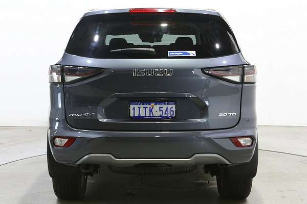 2022 Isuzu MU-X LS-T