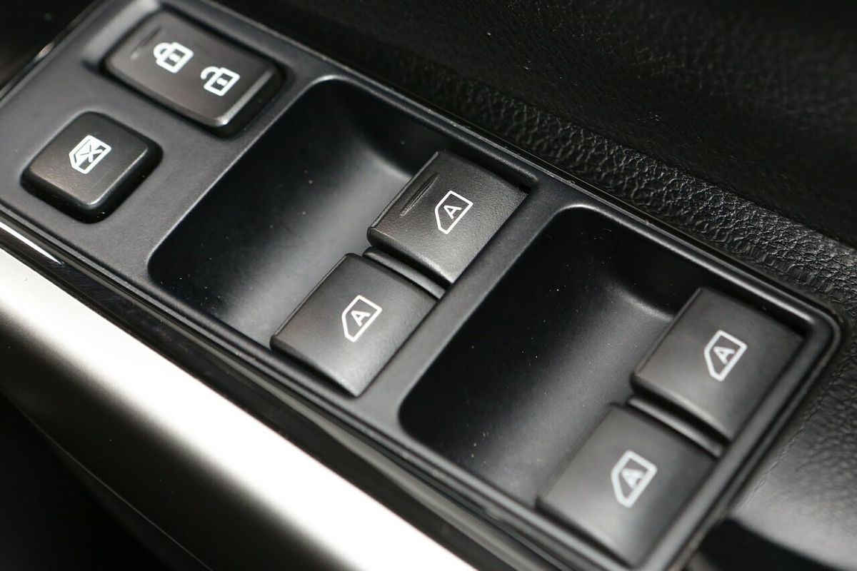 2021 Mitsubishi Pajero Sport GLX QF